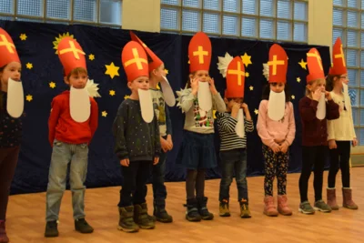 Foto des Albums: Weihnachtsfeier Teil 2