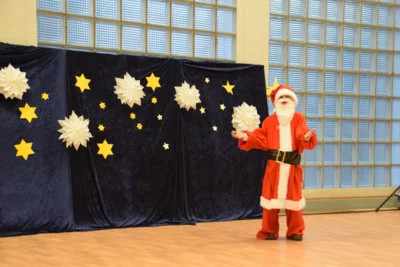 Foto des Albums: Weihnachtsfeier Teil 2