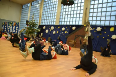 Foto des Albums: Weihnachtsfeier Teil 3