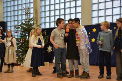 Foto des Albums: Weihnachtsfeier Teil 3