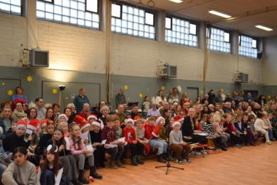 Foto des Albums: Weihnachtsfeier Teil 3