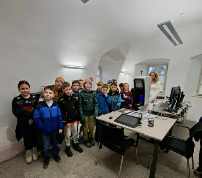 Foto des Albums: Besuch der 4. Klasse beim Bürgermeister im Rathaus