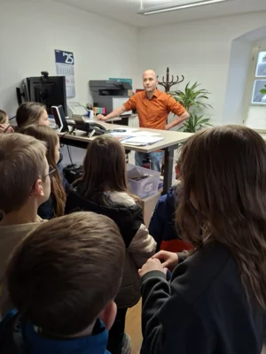 Foto des Albums: Besuch der 4. Klasse beim Bürgermeister im Rathaus
