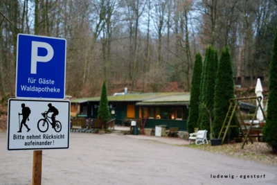 Guter Ratschlag - Waldapotheke  (Bild vergr&ouml;&szlig;ern)