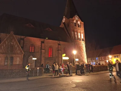 Foto des Albums: 1.Lichterfahrt durch Neukalen am 20.12.2025