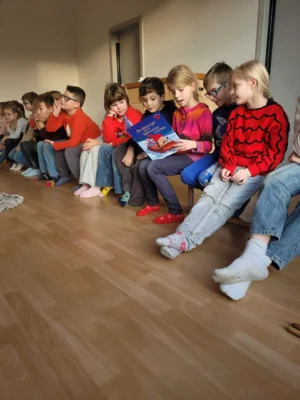 Foto des Albums: Vorlesen der Klasse 2 - Kita Altkirchen