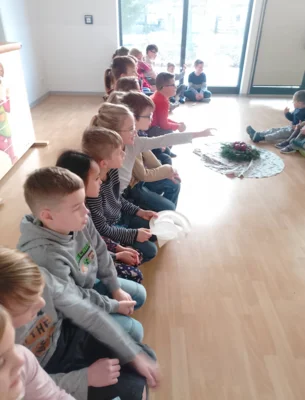 Foto des Albums: Vorlesen der Klasse 2 - Kita Altkirchen