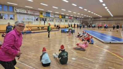 Foto des Albums: 2025-12-21-Turnen: Eine Weihnachtsfeier der besonderen Art