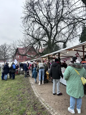 Foto des Albums: 25. Angerweihnacht – Ein Fest für die ganze Familie