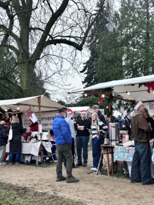 Foto des Albums: 25. Angerweihnacht – Ein Fest für die ganze Familie