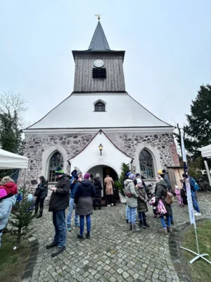 Foto des Albums: 25. Angerweihnacht – Ein Fest für die ganze Familie
