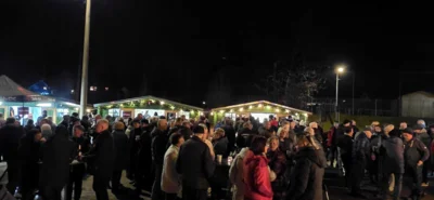 2025-12-20 Lichtelfest 2  (Bild vergr&ouml;&szlig;ern)