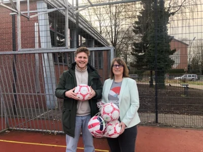 Foto des Albums: Faire Fußbälle