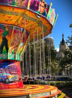 Schwerin Oktoberfest 2  (Bild vergr&ouml;&szlig;ern)