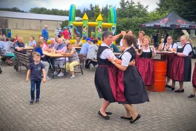 Zierzow 1  (Bild vergr&ouml;&szlig;ern)