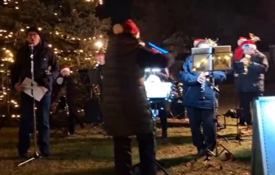 Weihnachtsmusik in Gneven 1  (Bild vergr&ouml;&szlig;ern)