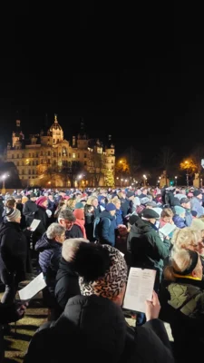 Schwerin singt 3  (Bild vergr&ouml;&szlig;ern)