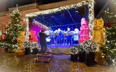 Weihnachtsmarkt Schwerin 4  (Bild vergr&ouml;&szlig;ern)