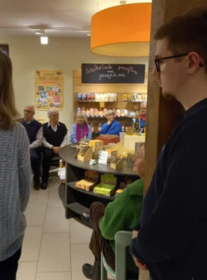 Ganz vorne steht Hannes, unser ehemaliger Praktikant  (Bild vergr&ouml;&szlig;ern)