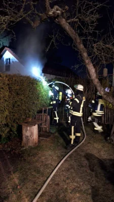 Foto des Albums: Brennene Hecke - Schemmerhofen-Alte Biberacher Straße