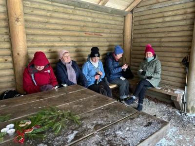 H&uuml;tte am Stern  (Bild vergr&ouml;&szlig;ern)