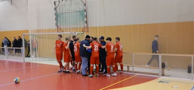 Jubelfreude beim Seenland Team nach dem entscheidenden Treffer durch Hannes Brandenburg (in der Jubeltraube). 