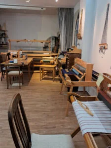 Bild: Webarbeiten unserer 10. Klasse im Museum Barggteheide