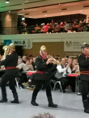 Die Truppe beim Auszug 