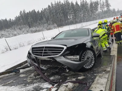 Foto des Albums: VU mit PKW auf der A9 am 09.01.2026