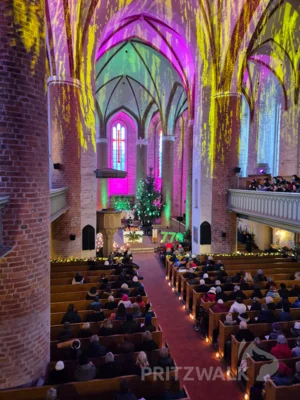 Foto des Albums: Ergreifende Stimmung beim Festgottesdienst zum Jubiläumsjahr 770 Jahre Pritzwalk