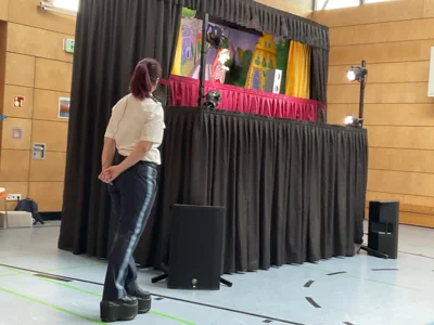 Foto des Albums: Polizeipuppenbühne