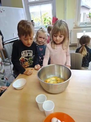 ... wir haben riesen Hunger!  (Bild vergr&ouml;&szlig;ern)