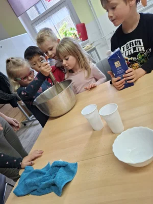 Jeder m&ouml;chte einmal dran sein.  (Bild vergr&ouml;&szlig;ern)