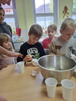 Ich probiere das mal, ganz vorsichtig.  (Bild vergr&ouml;&szlig;ern)