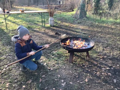 Foto des Albums: Lagerfeuer, Stockbrot und die Regeln