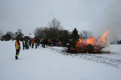 Foto des Albums: Weihnachtsbaumverbrennen der Jugendfeuerwehr