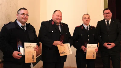 Ehrungen f&uuml;r langj&auml;hrige Arbeit in der Freiwilligen Feuerwehr - 30 Jahre  (Bild vergr&ouml;&szlig;ern)