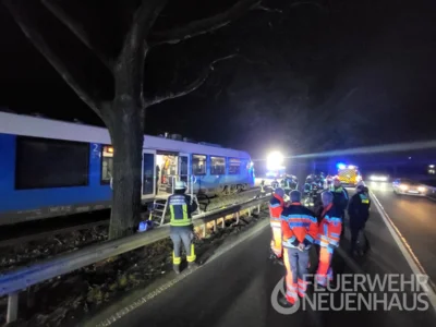Rettung Fahrg&auml;ste &uuml;ber Plattform 