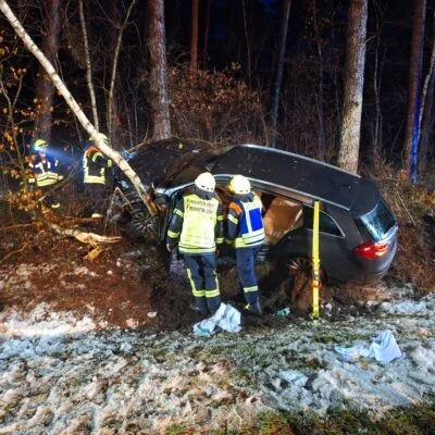 Foto des Albums: Dritter schwerer Verkehrsunfall innerhalb von zehn Wochen