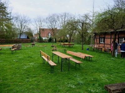 Foto des Albums: Eindrücke vom Osterfeuer am Backhaus.