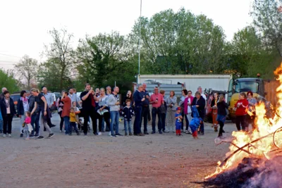 Foto des Albums: Osterfeuer des Heimatvereins Rinkerode am Ostersonntag, den 21.04.2019