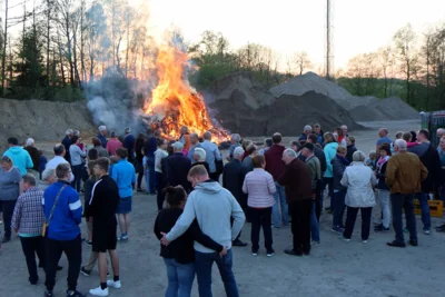 Foto des Albums: Osterfeuer des Heimatvereins Rinkerode am Ostersonntag, den 21.04.2019