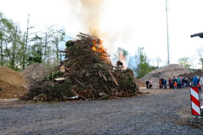 Foto des Albums: Osterfeuer des Heimatvereins Rinkerode am Ostersonntag, dem 16.04.2017