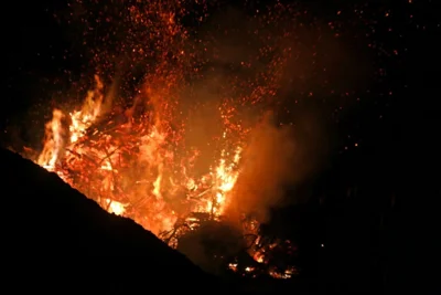 Foto des Albums: Einige Impressionen vom Osterfeuer 2016