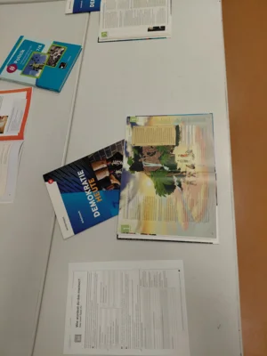 Gemeinschaftskunde  (Bild vergr&ouml;&szlig;ern)