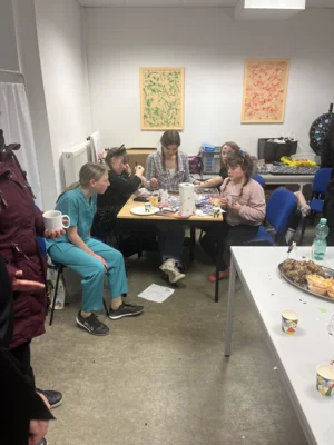 Kinderschminken  (Bild vergr&ouml;&szlig;ern)