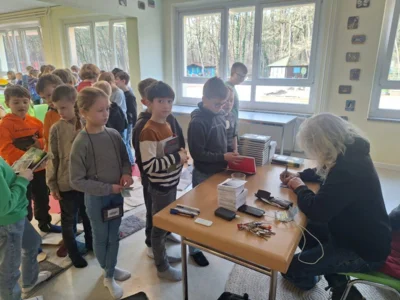 Foto des Albums: Spannende Autorenlesung mit Joachim Masannek: Die „Wilden Kerle“ zu Gast in den Klassen 3 und 4
