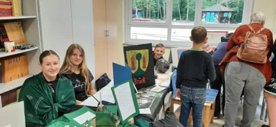 Foto des Albums: Entdecke die Welt des Wissens und der Kreativität Neigung an unserer Schule