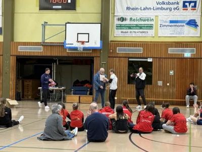 Foto des Albums: U16-Handballer gewinnen Regionalentscheid