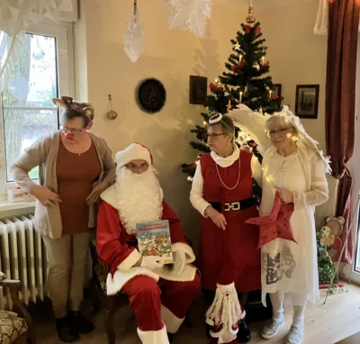 Und es Weihnachtet schon wieder 2025  (Bild vergr&ouml;&szlig;ern)
